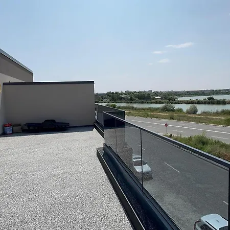 Boutique House By The Villa Navodari