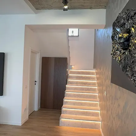 Boutique House By The Villa Navodari